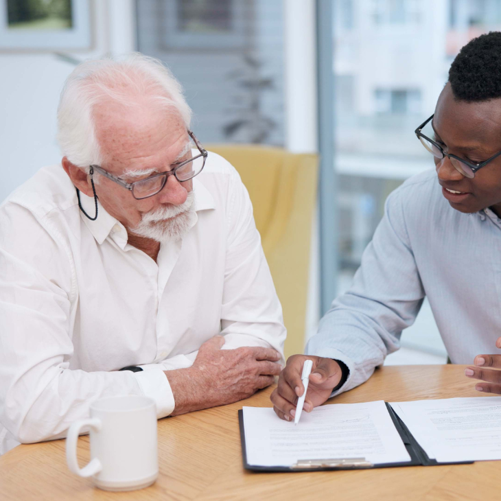 Two men discuss benefits of being a ASRM donor 